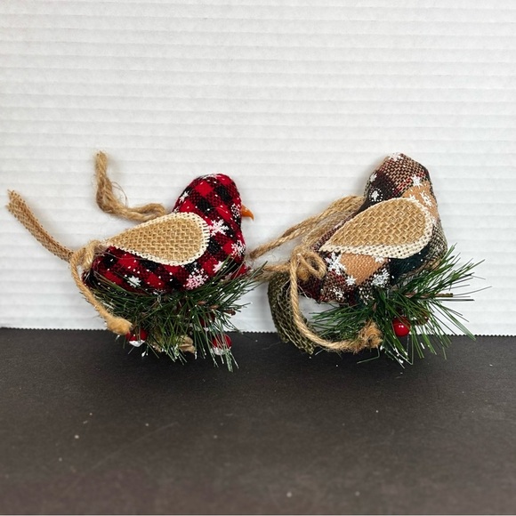 Set Of 2 Bird Christmas Ornaments Vintage Flocked  Branch Berries Pine Cone - Picture 2 of 8